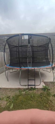 Trampoline 13ft