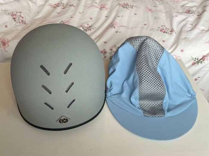This Esme Charles Owen Skull Cap