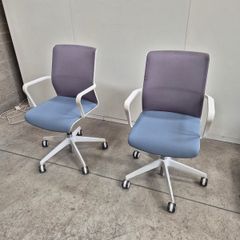 Modern Height-Adjustable Swivel Office Chair