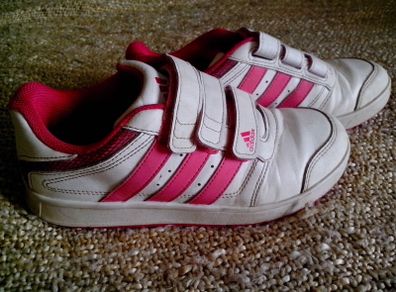 Adidas runners.  Size 2