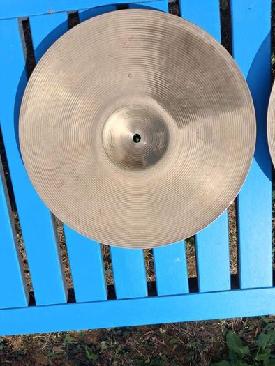 Zildjian A Custom 18in  medium crash