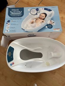 Aquascale V3 Digital Baby Bath with Scales & Thermometer