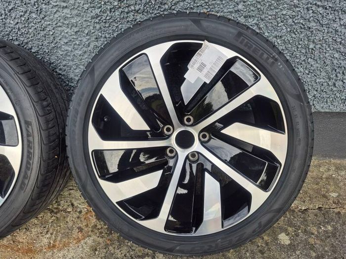 19" VW Arteon R Line alloys