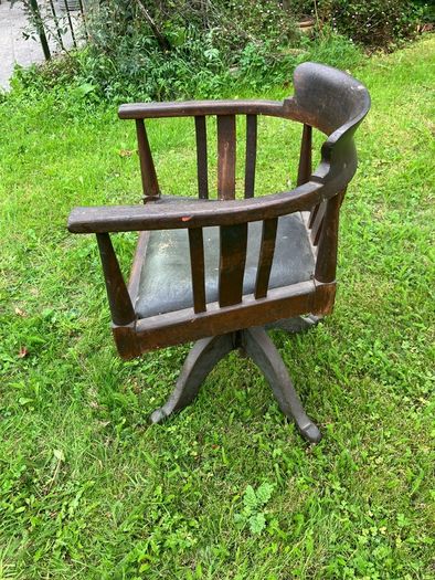 captains chair