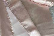 2 Curtains