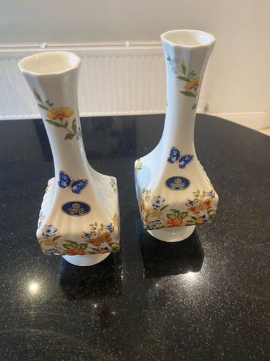 aynsley  cottage garden vase seven euro each