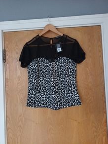 Primark  Black  Animal  Print  Top.  S.. 12.    B.N.W.T.