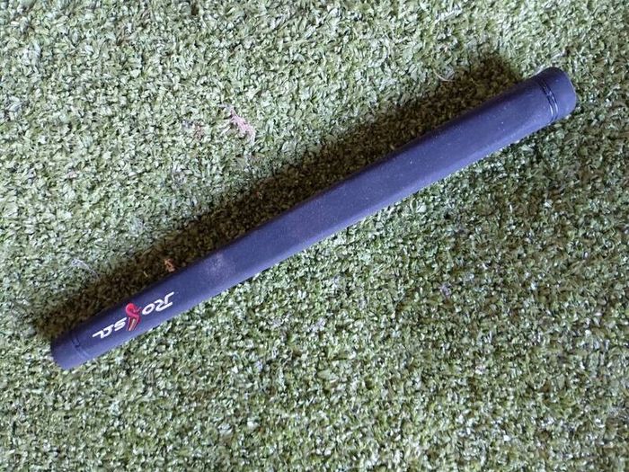TaylorMade putter standard pistol grip