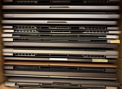 Joblot of Macbook parts
