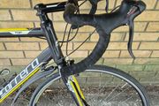 carrera road bike