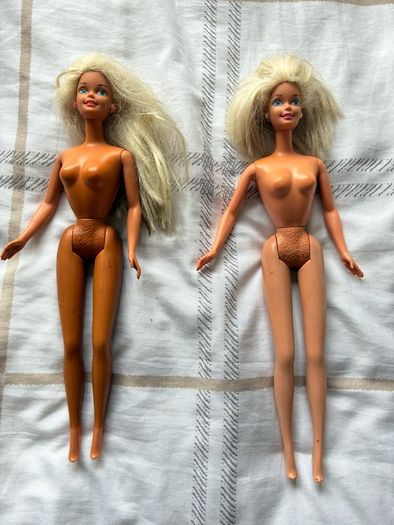 2 Vintage Mattel Barbie 1966 China Twist N Turn Doll Blonde Blue Eyes