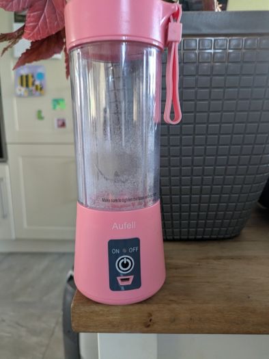 Wilfa Svart Burr Coffee Grinder + Aufell Portable Blender
