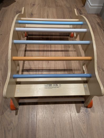 Arched Climbing Frame (wooden/indoor)