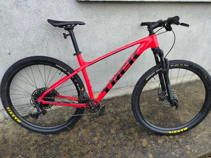 29er Trek X Calibre 8 Mountain Bike in Size Large