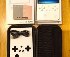 ANBERNIC RG 40XXV handheld retro console classic gaming emulation