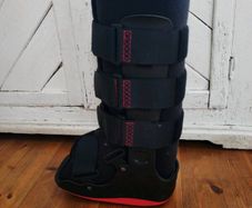 Air Walker Orthopaedic Boot