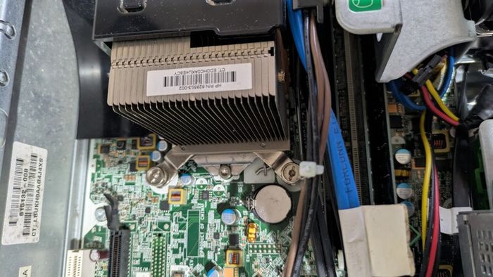 Server HP Intel Core i3 7GB RAM in good condition