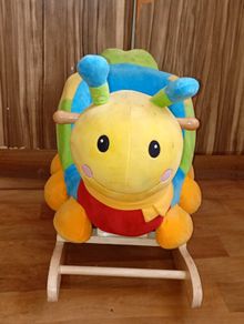 Rocking caterpillar