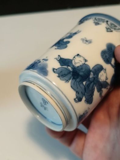 2 X Vintage Karako Nabeshima Hand painted Cups