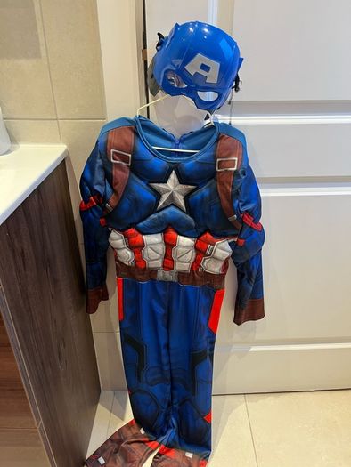 Captain America costume - 5-6 year old