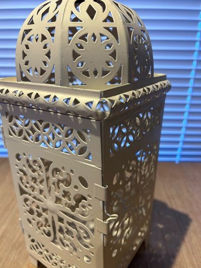 Decorative Cream Metal Moroccan-Style Lantern