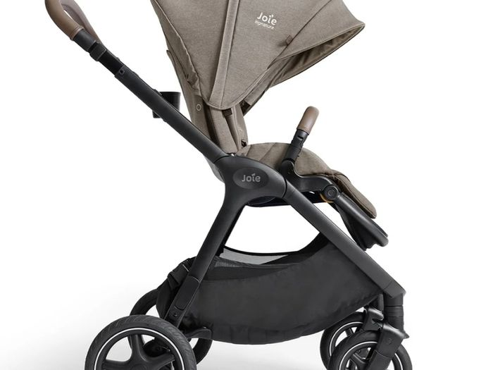 BOXED. Brand new still in original packaging Joie Signature Finiti Pushchair and Carrycot (Ramble XL)  bundle.