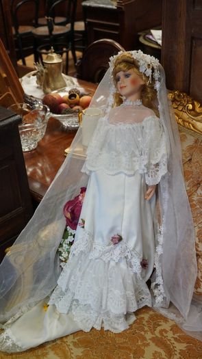 Large Vintage Porcelain Bride Doll
