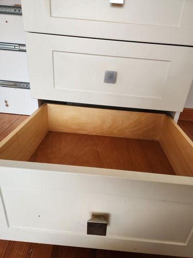 6 Drawers and Rollers - Free to take away