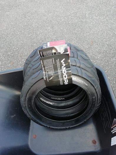 Berg buddy tyres /tubes