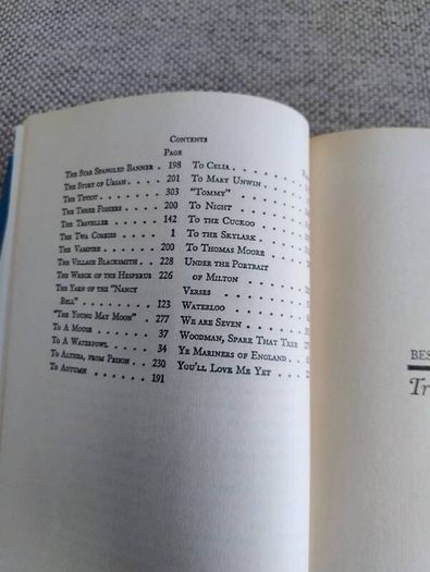 Treasury of Poems 1949 hardback 400 pages in very good condition with signs of wear on the cover see photos FREE STANDARD POSTAGE INCLUDED