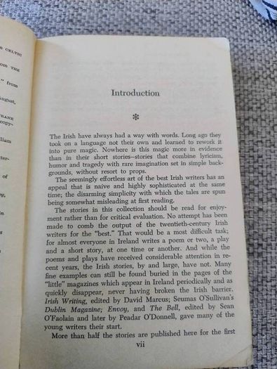 Irish Stories and Tales 1961 in used condition 32 stories and tales FREE STANDARD POSTAGE INCLUDED