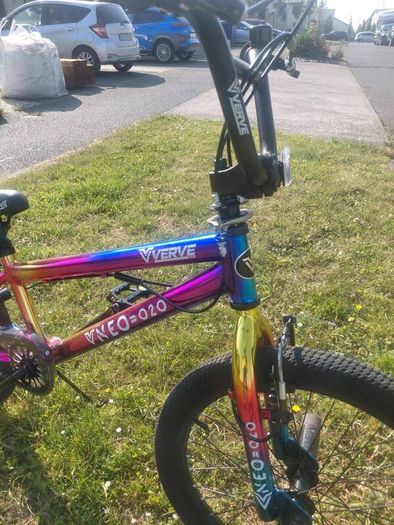 20 inch Verve BMX metallic rainbow bikr
