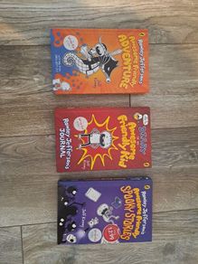 3x Rowley jefferson book bundle