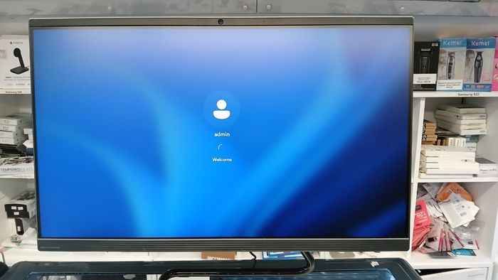 All in One Lenovo Ideacentre AIO 3 24 Computer Ryzen 7 4700U 2.00GHz 1TB SSD 8GB Ram Windows 11 Home