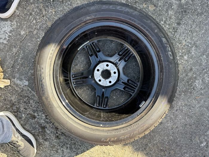 Brand new alloy wheel & premium tyre
