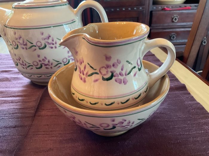 Nicholas Mosse Lavender limited edition from USA.  New Tea set.  . A tea pot , large mug , creamer and sugar bowl