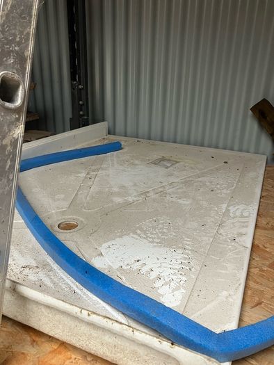 Shower tray