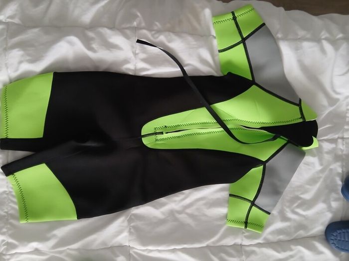 kids wetsuits