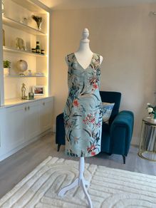 ladies Beautiful Ladies Green Midi Dress from Monsoon Size UK 10 / EU 38idi dress