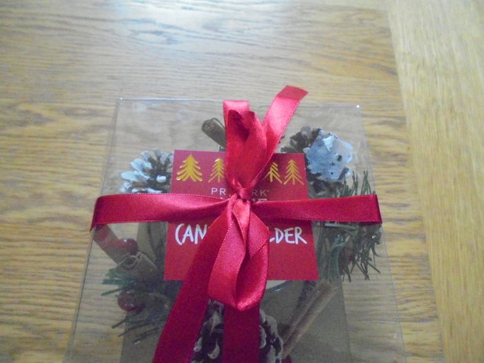 Decorated Christmas Candle in Presentation Box for Sale