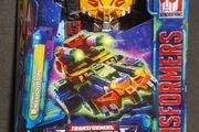 Transformer toy - Transformers Legacy United Bludgeon