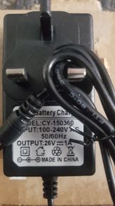 Dyson V6 V7 V8 Generic Charger Plug in box