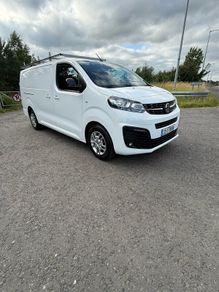 Opel Vauxhall vivaro lwb van