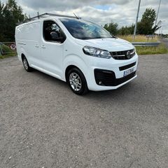 Opel Vauxhall vivaro lwb van