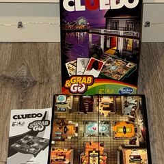 Hasbro Gaming Cluedo Grab & Go Travel Board Game