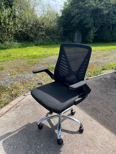 Folding office chair