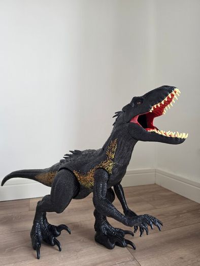 Indoraptor Dinosaur Figure