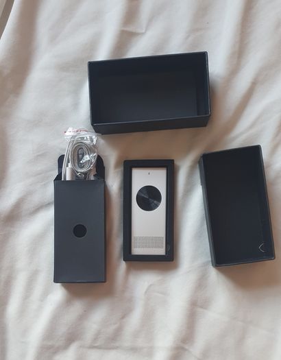 Brand new enence instant translator digital translates any language new in box