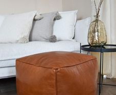 Good Square Leather Pouffe - Handmade - Delivered stuffed - Ottoman footstool, floor cushion (Black)