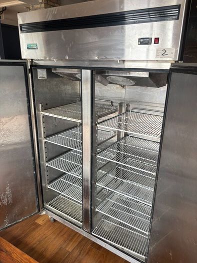 Double Door Commercial Frezer